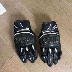 Alpinestars Black and White Gloves
